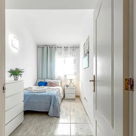 Three Bedroom With Private Patio And Barbecue Apartment *