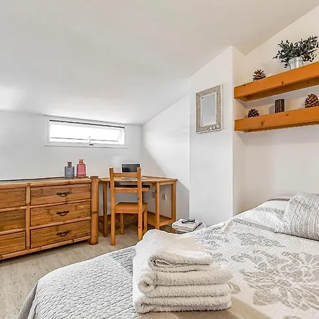 Three Bedroom With Private Patio And Barbecue