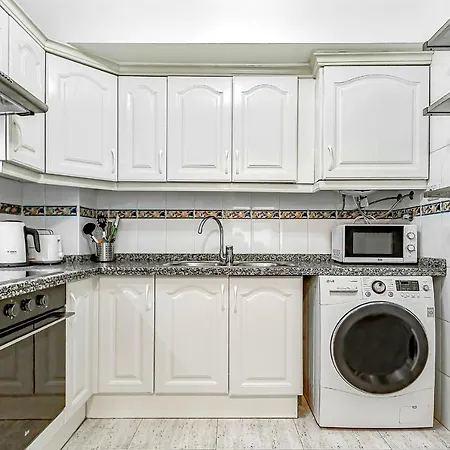 Three Bedroom With Private Patio And Barbecue Costa Adeje (Tenerife)