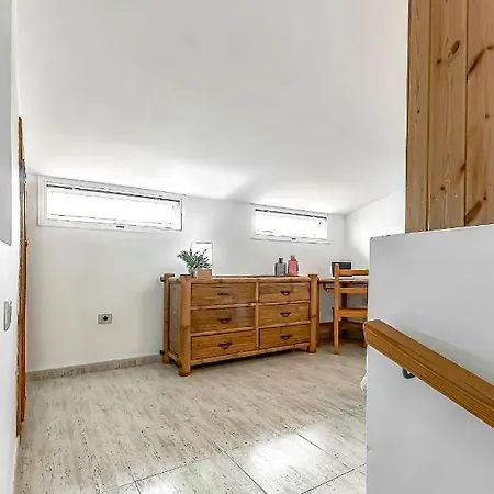 Apartment Three Bedroom With Private Patio And Barbecue Costa Adeje (Tenerife)