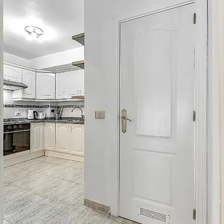公寓 Three Bedroom With Private Patio And Barbecue